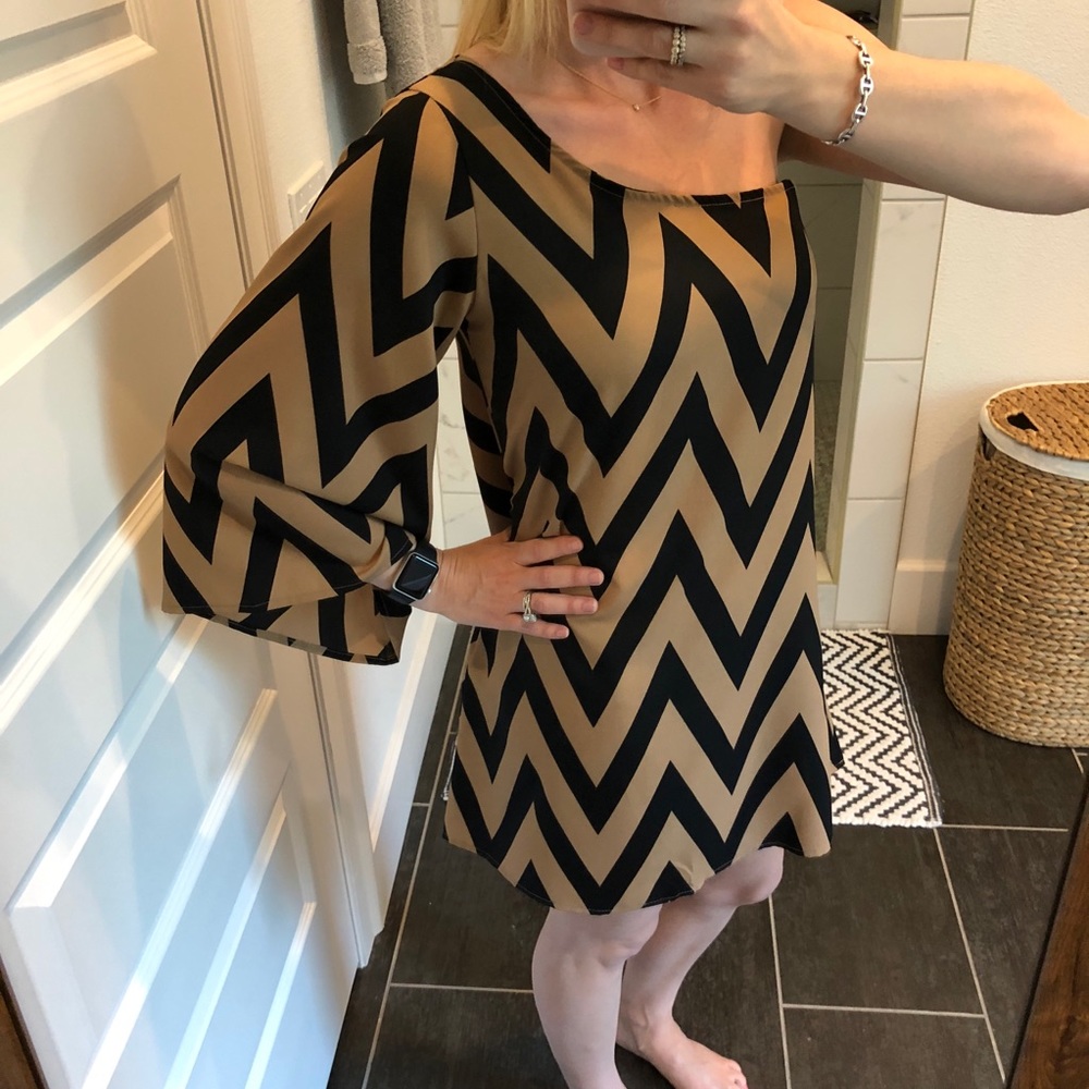 One shoulder Chevron dress